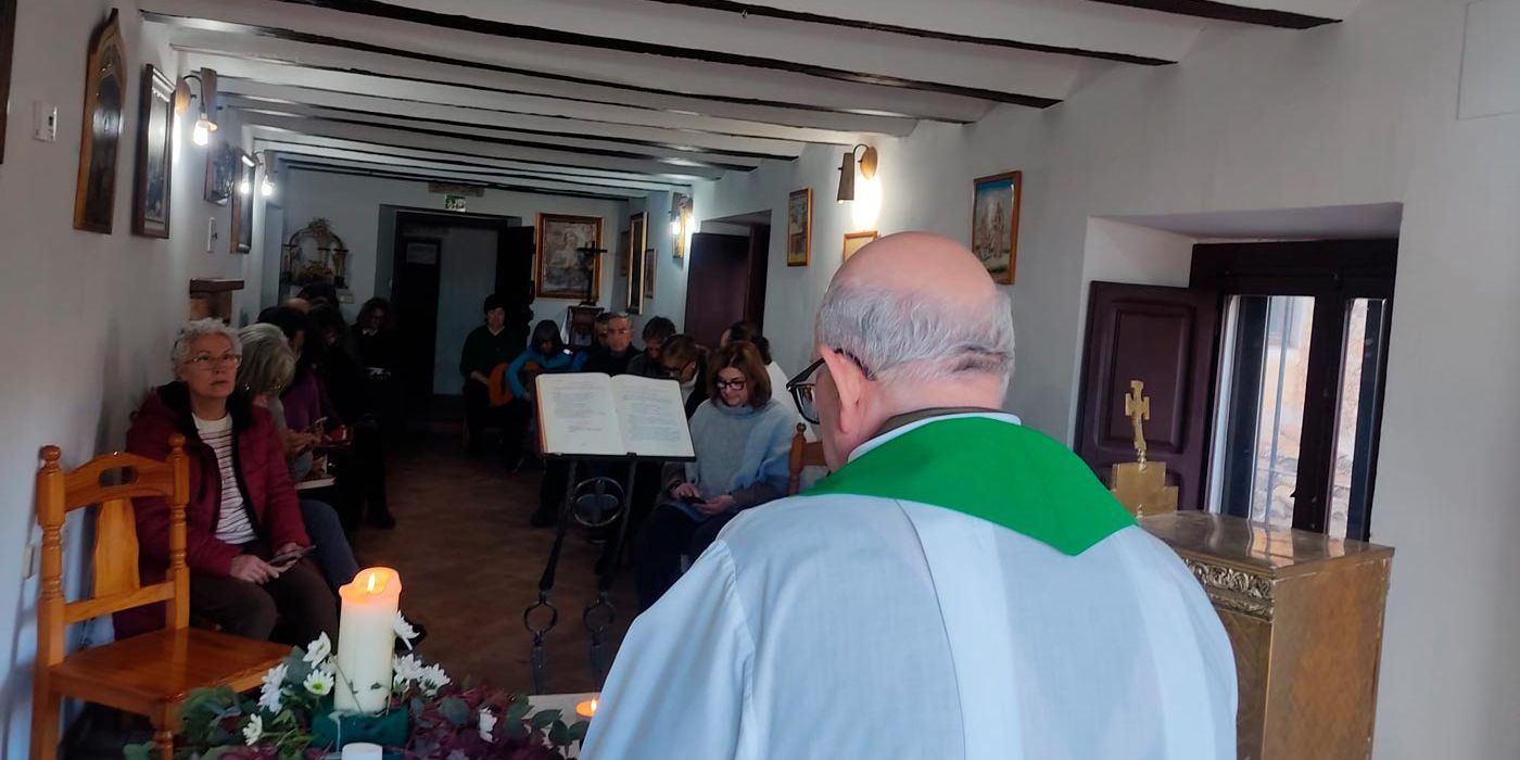 “ENSÉÑANOS A ORAR”. Tal cual.