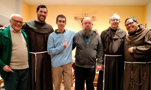 Acción de gracias y nuevos comienzos en la fraternidad franciscana