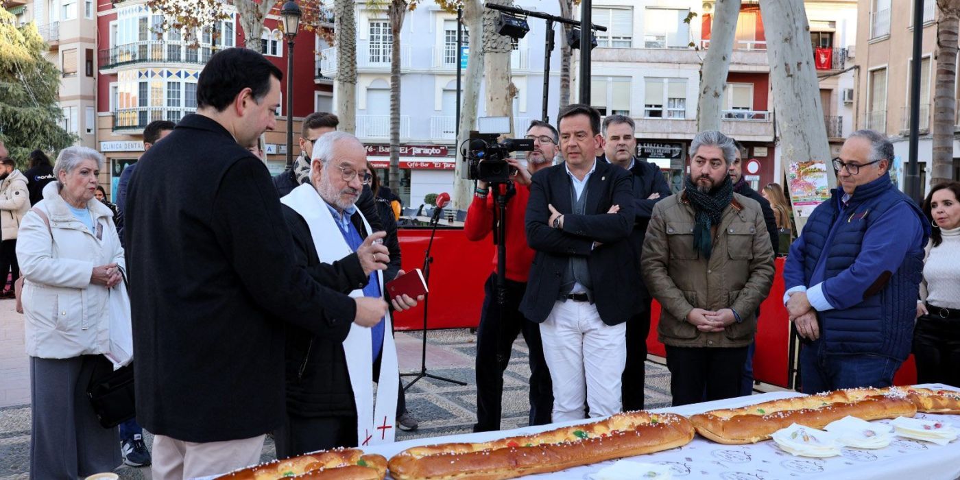 Roscón de Reyes gigante en Lucena