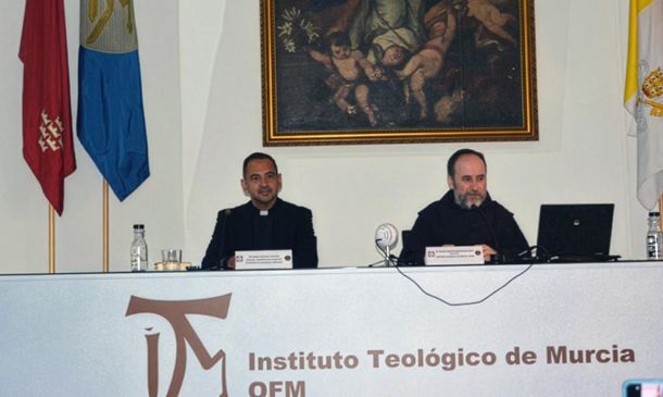 Conferencia en el ITM. "Libertad religiosa y necesidad de diálogo"