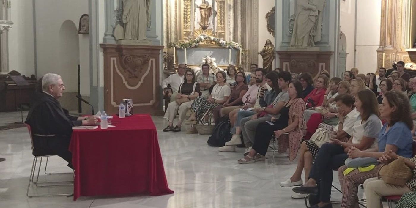 Presentación en Murcia del libro Jesús de Nazaret y Francisco de Asís de Fray Francisco Martínez Fresneda