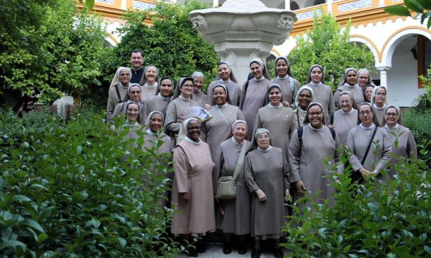 Jornada de Fe y Devoción. Visita de las Franciscanas de los Sagrados Corazones a Lucena